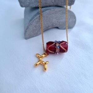 Κολιέ με χάντρα και σκυλάκι