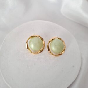 Στρογγυλά σκουλαρίκια φυστικί